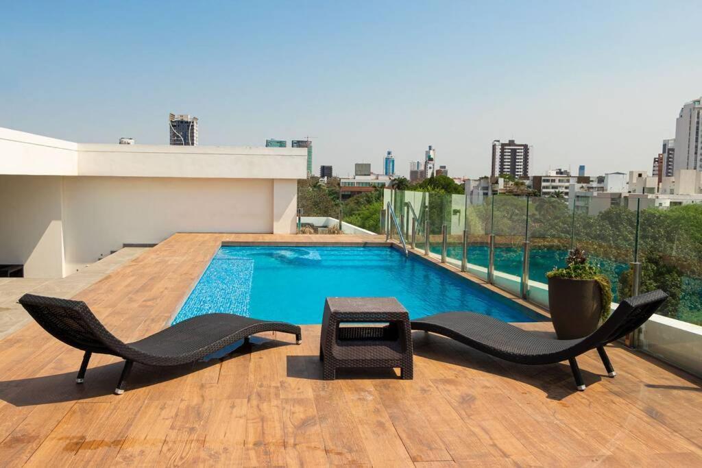 Luxurious Stay At Modern Apartment Санта Крус де ла Сиера Екстериор снимка