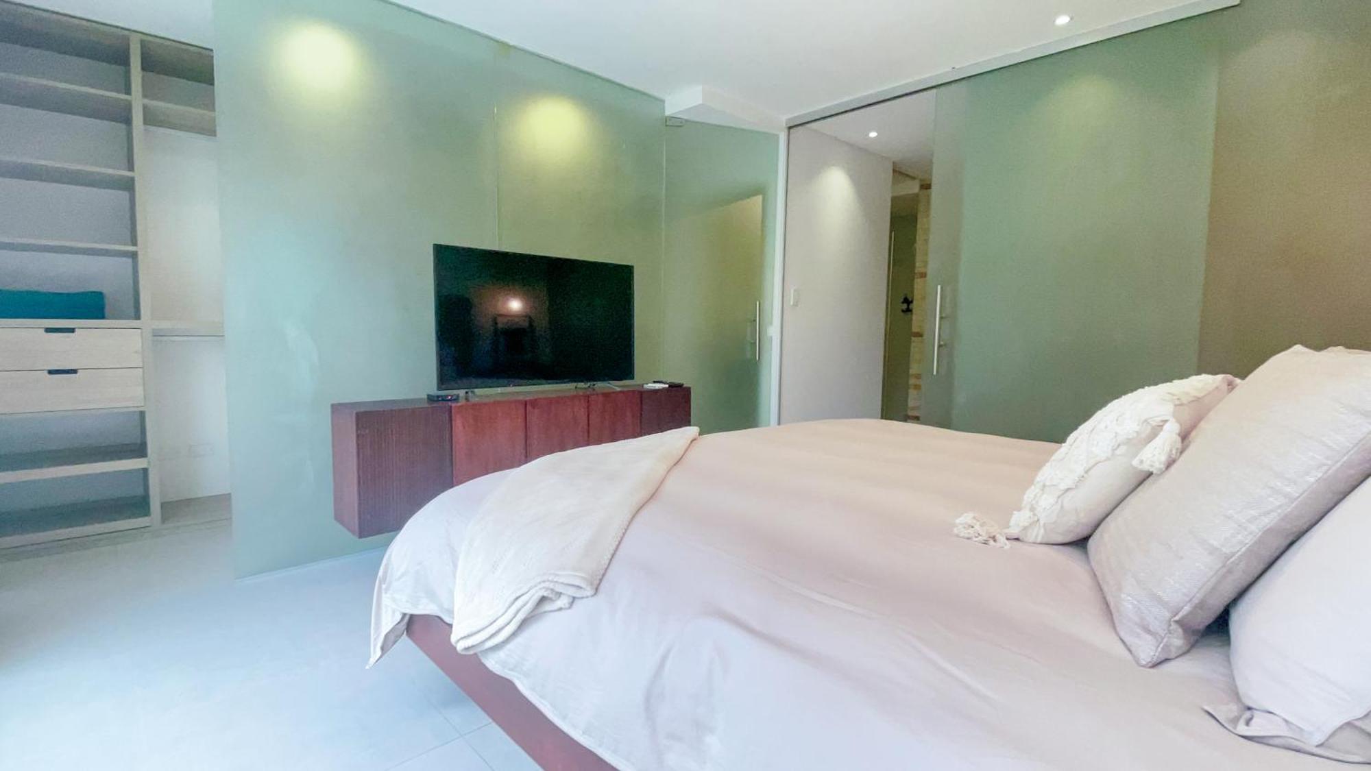 Luxurious Stay At Modern Apartment Санта Крус де ла Сиера Екстериор снимка
