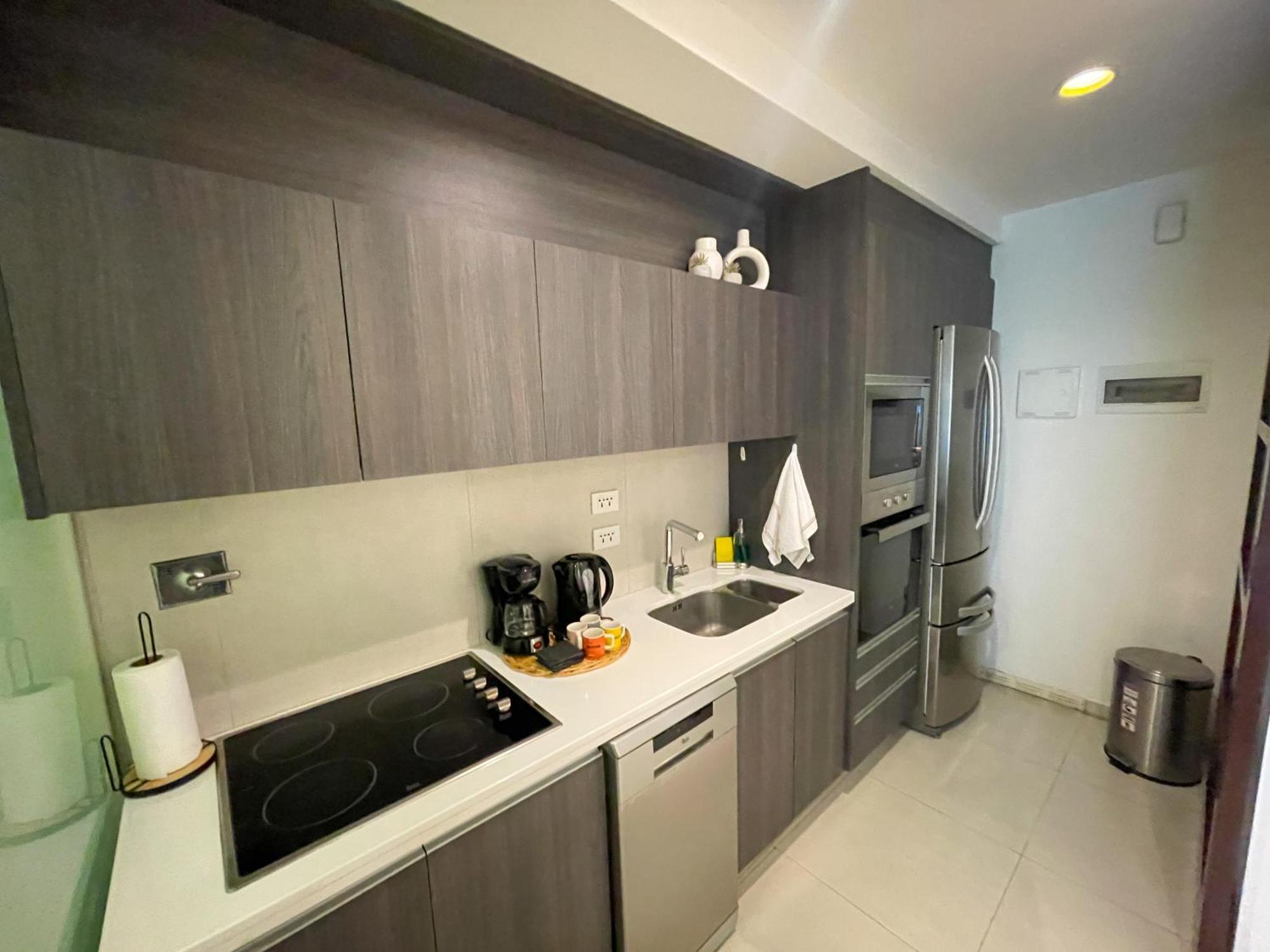 Luxurious Stay At Modern Apartment Санта Крус де ла Сиера Екстериор снимка